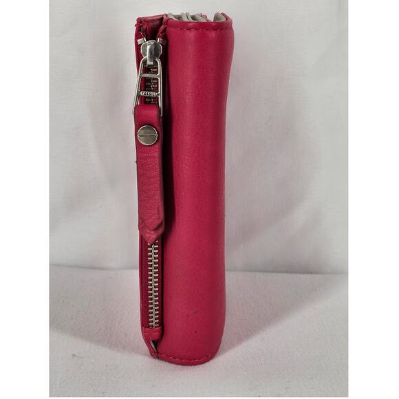 FOSSIL Women's Trifold Wallet - Vibrant Pink with Metal Plate - Picture 3 of 12